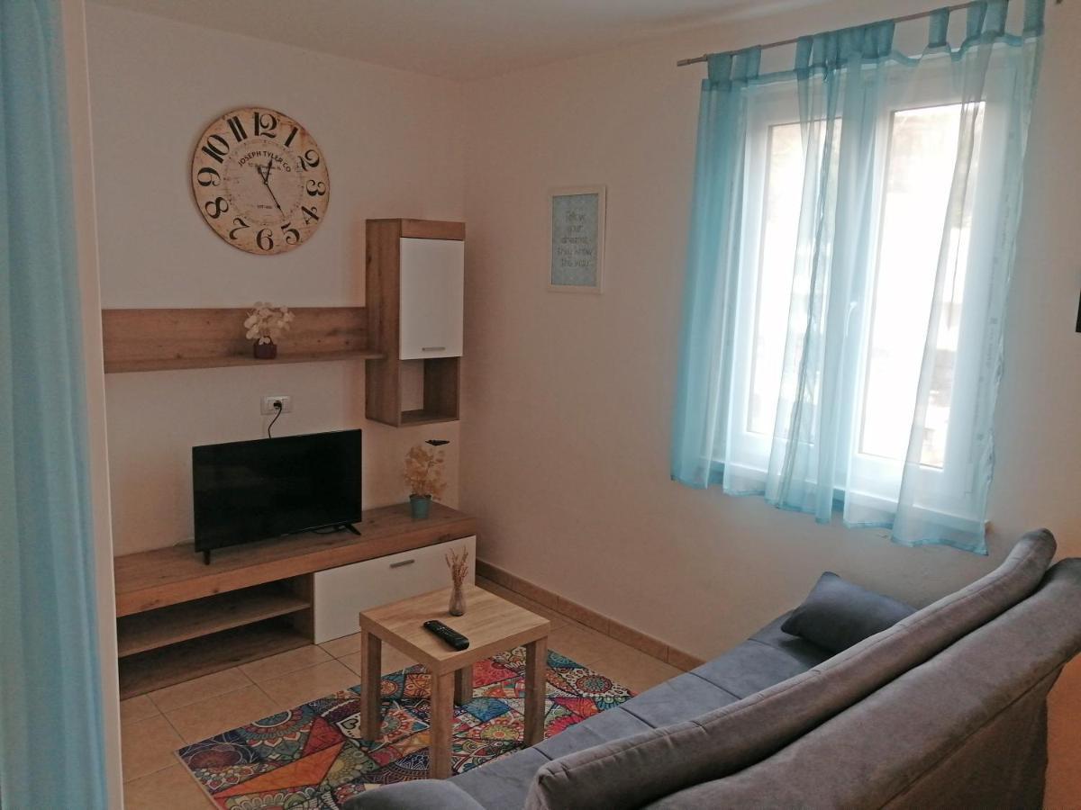 Apartment Layla - Intermezzo With Sea View In Center Of غاباس المظهر الخارجي الصورة